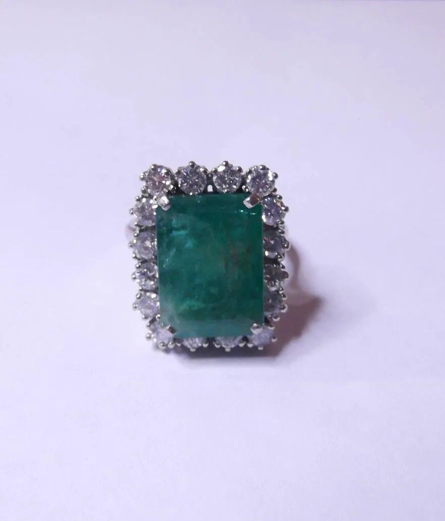 emerald-ring-003.jpg